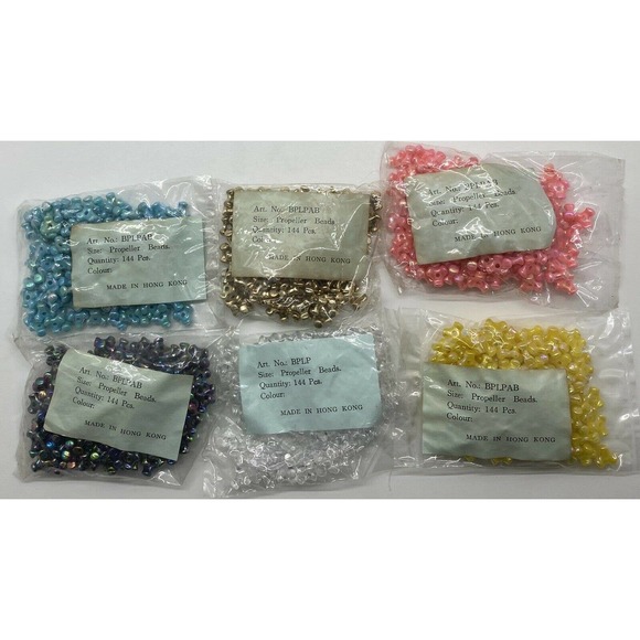 144 Gems 10MM TRI Propeller Beads blk,pink,yell,teal or clear 1 Bag - Picture 3 of 12